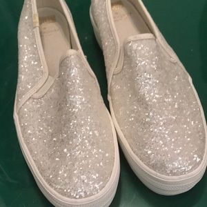 White glitter Kate Spade Akers never worn.